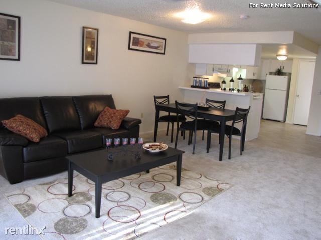 Foto principal - 7907 Holly Lea Ct