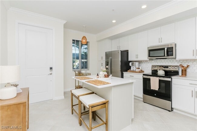 Foto del edificio - 5555 Double Eagle Cir