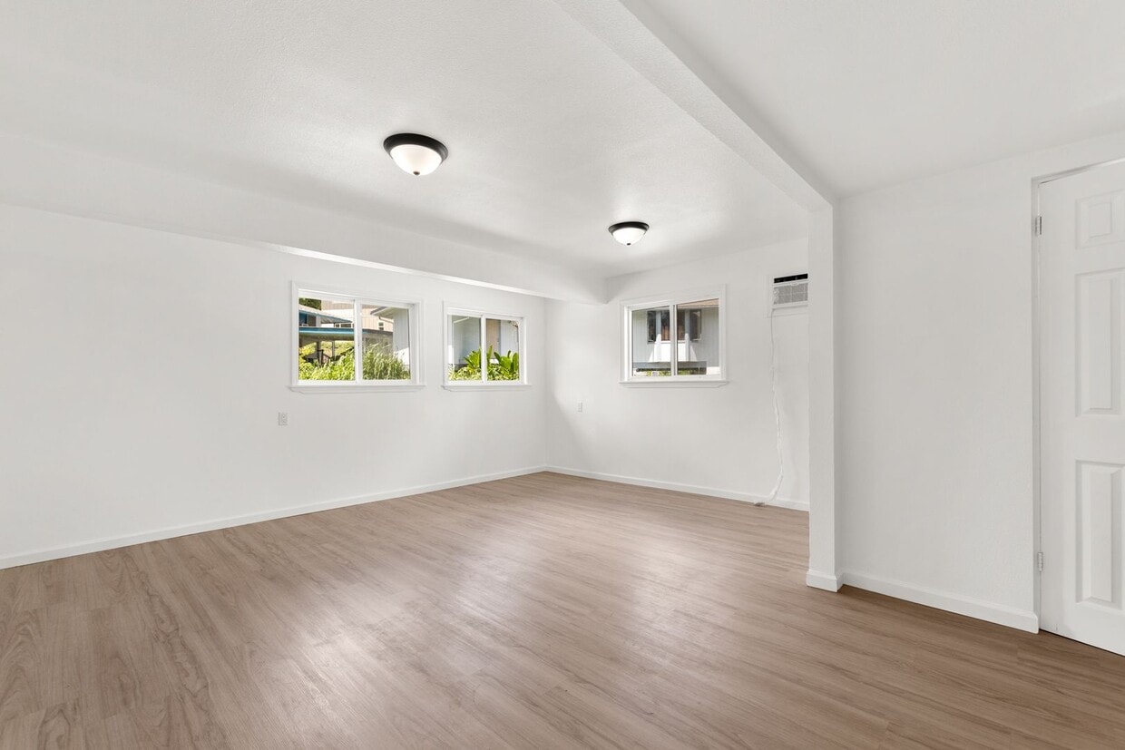 Primary Photo - Ground Floor Studio in Kaneohe.