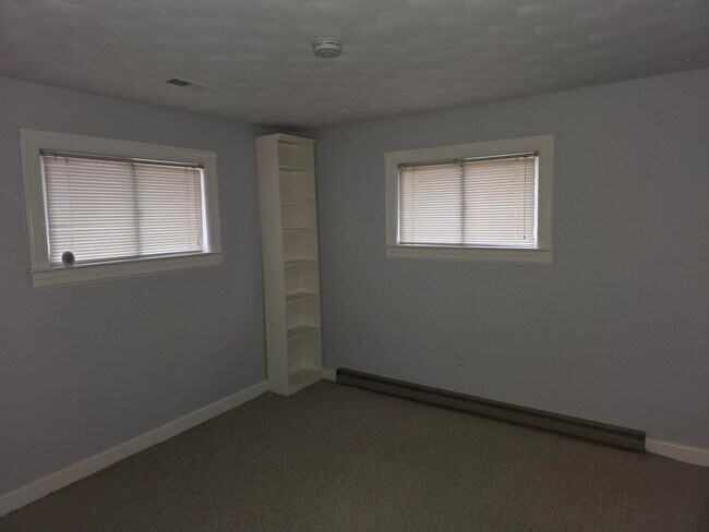 Foto del edificio - 7933 Belroi Rd