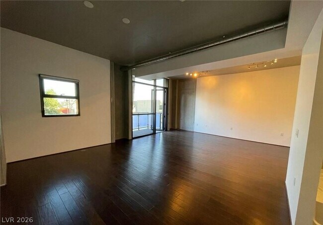 Foto del edificio - 353 E Bonneville Ave