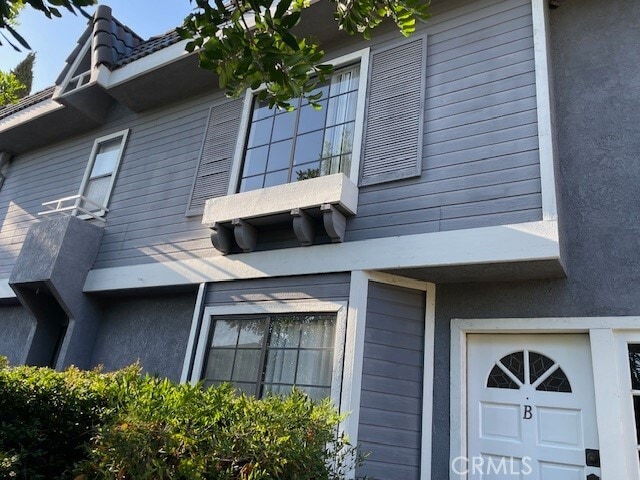 Building Photo - 2452 Oneida St