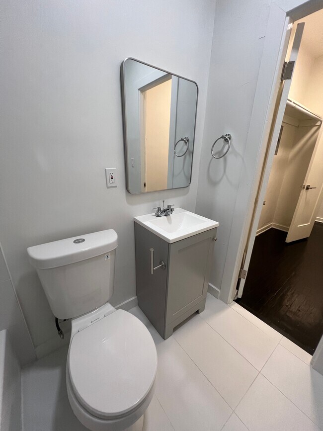 Foto del edificio - 127 N Edgemont St