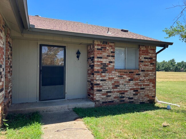 Building Photo - 104 Crawford Ct