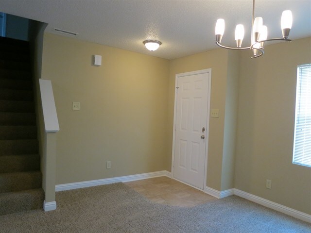 Foto del edificio - 8144 S Firefly Dr