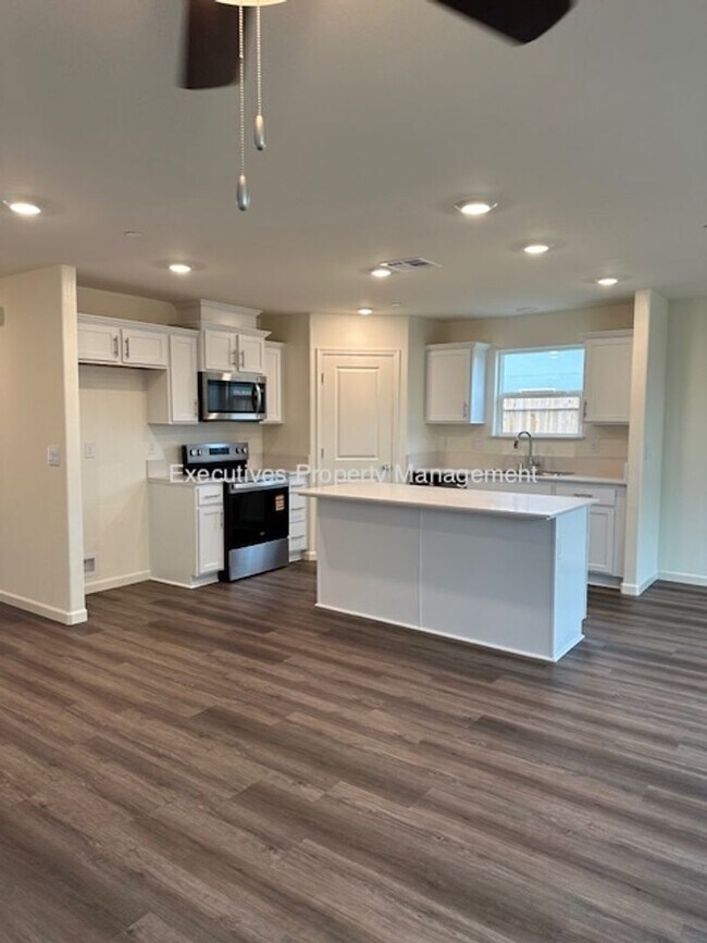 Foto del edificio - 11 River Oak Ct