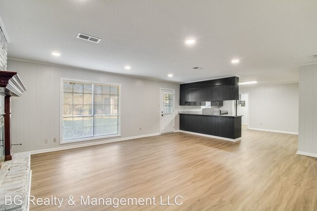 Building Photo - 3 br, 2 bath House - 209 Thomas Nolan
