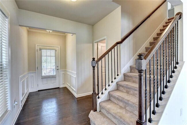 Building Photo - 4780 Breezewood Cir