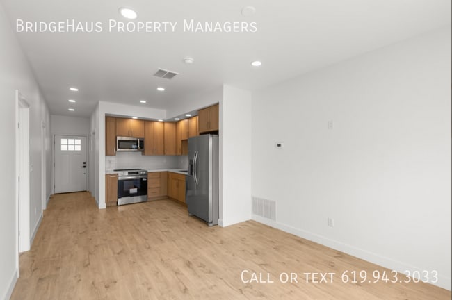 Foto del edificio - 6760 S Elman-3