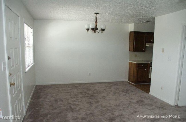 Building Photo - 1224 N Lbj Dr