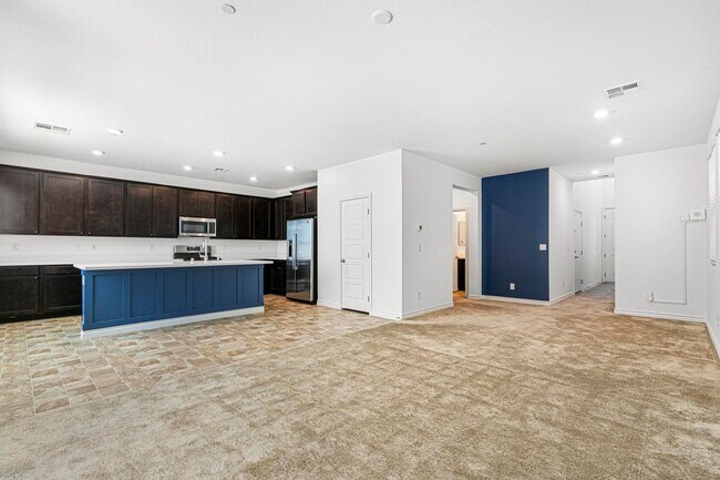 Foto del edificio - Modern 4-Bedroom Home in Gated Henderson Community | Built 2022