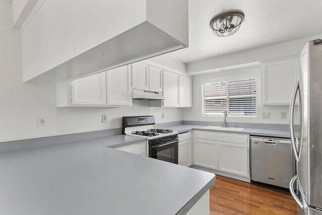 Building Photo - Shaffer/Washington