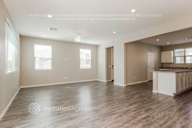 Foto del edificio - 5106 N 189th Dr