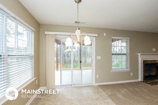 Foto del edificio - 1934 Summit Ridge Ln
