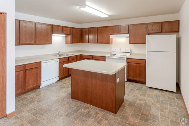 2BR, 2BA - Keeneland Village Apartments