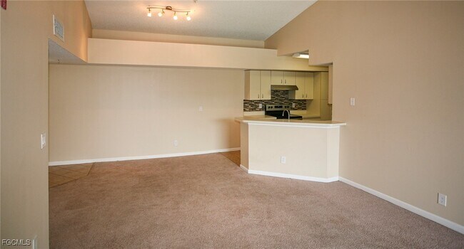 Foto del edificio - 13571 Eagle Ridge Dr