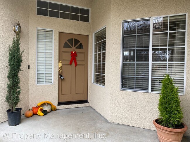 Building Photo - 4 br, 2 bath House - 2176 Dolen Court