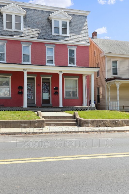 Foto del edificio - 554 Salem Ave