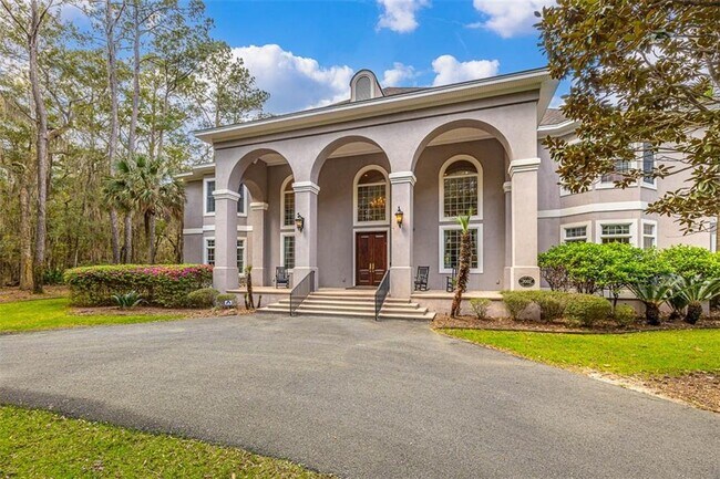 Building Photo - 23 Carriage Dr