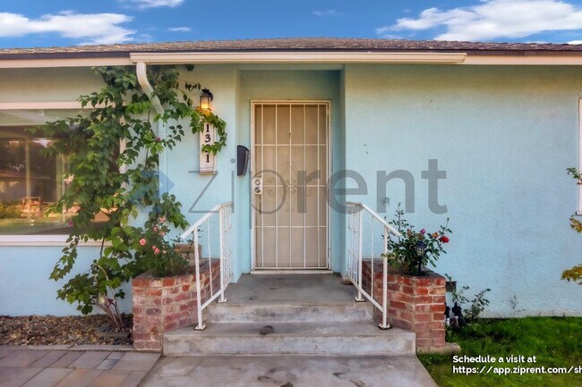 Foto del edificio - 1331 W Yale Ave