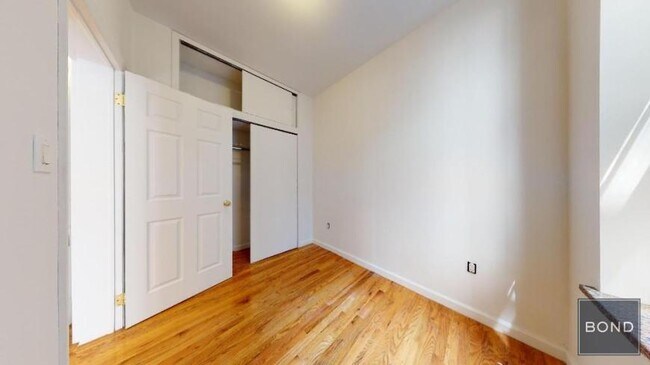 Building Photo - 2 bedroom in Manhattan NY 10003