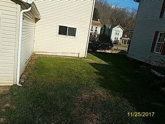 Building Photo - 146 Saline St