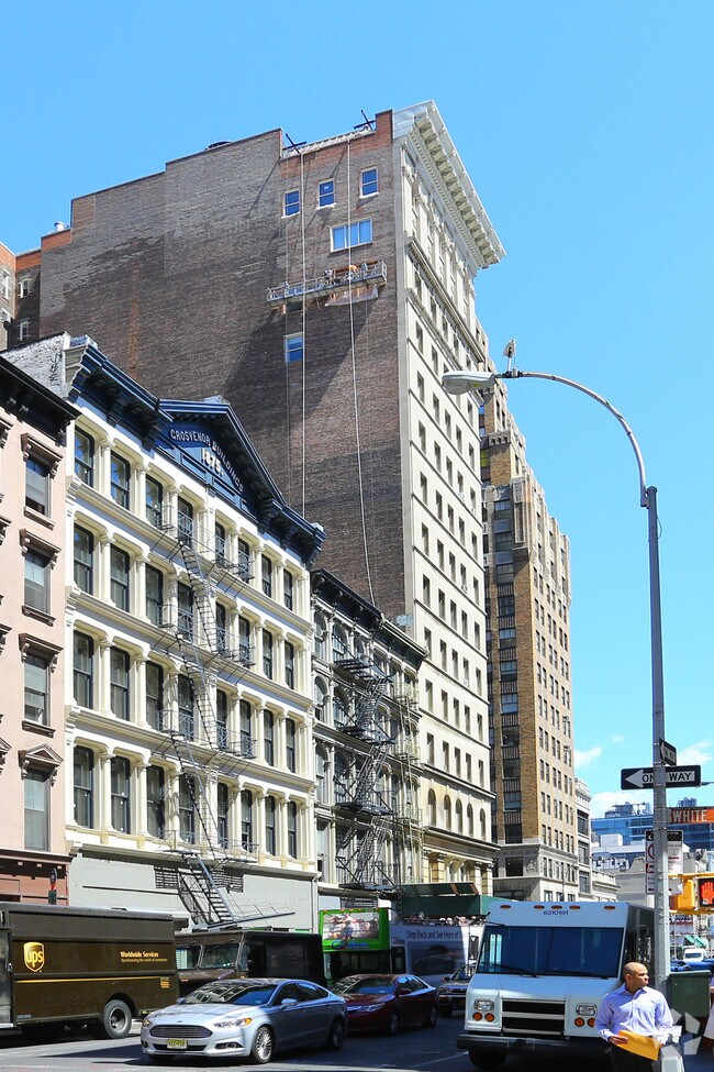 Building Photo - 61 Walker St