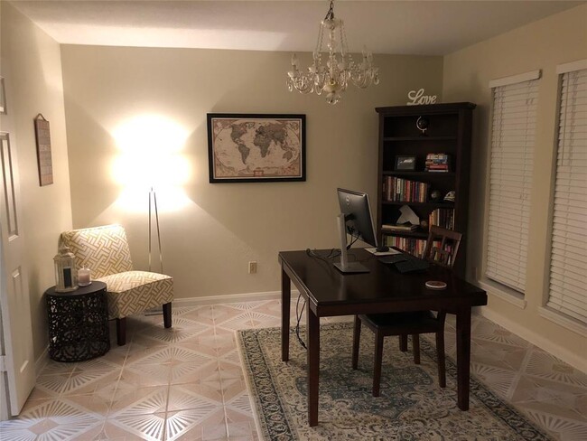 Foto del edificio - 1522 W 24th St