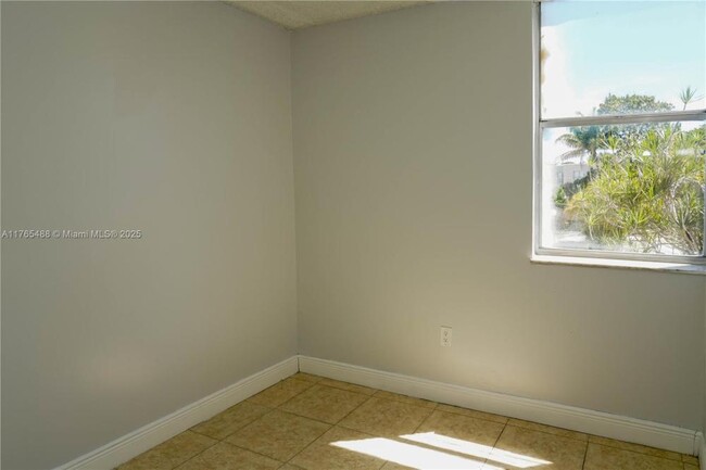 Foto del edificio - 3 bedroom in North Miami FL 33161