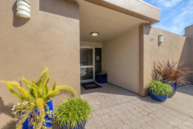 Photo - 160 Gardenside Dr Apartment