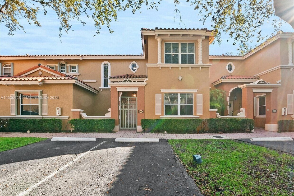 Primary Photo - 13801 NW 84th Ct