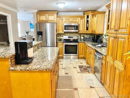 Foto del edificio - 1170 SW 108th Terrace