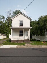 Building Photo - 737 Grove Ave