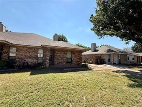 Building Photo - 5431 Stagetrail Dr