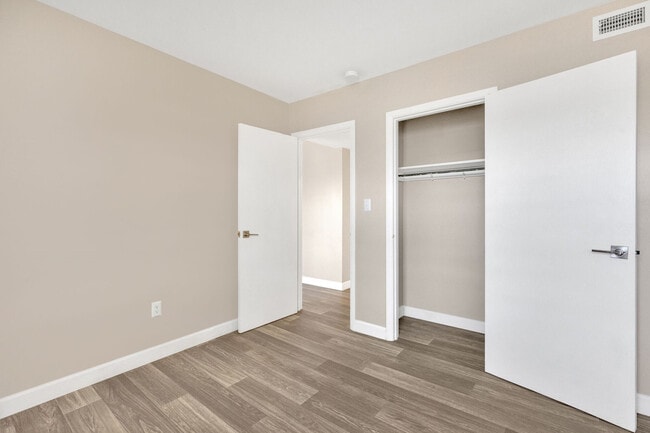 Interior Photo - Bristol Square