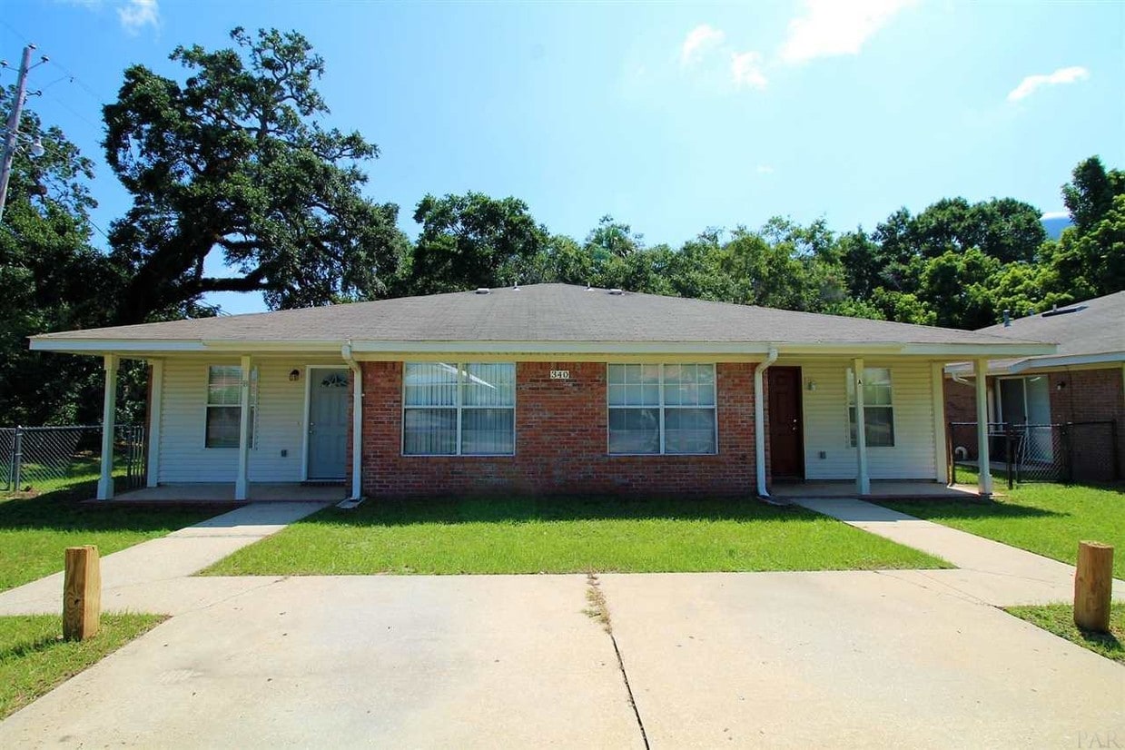 Primary Photo - 340 N Reus St