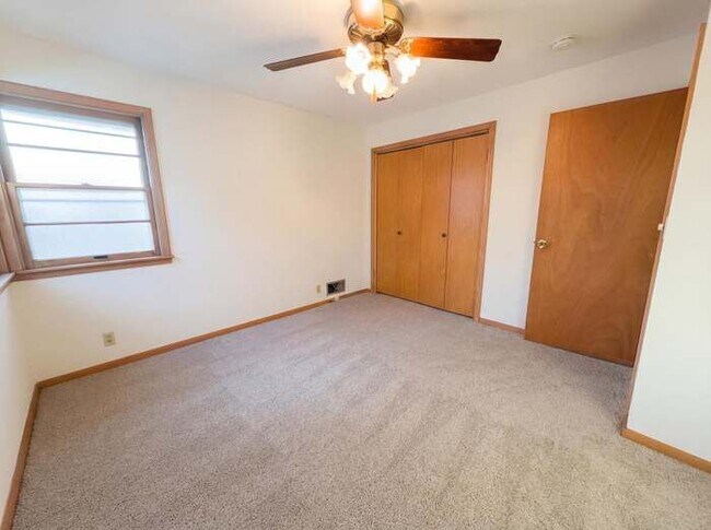 Foto del edificio - 973 Bidwell St