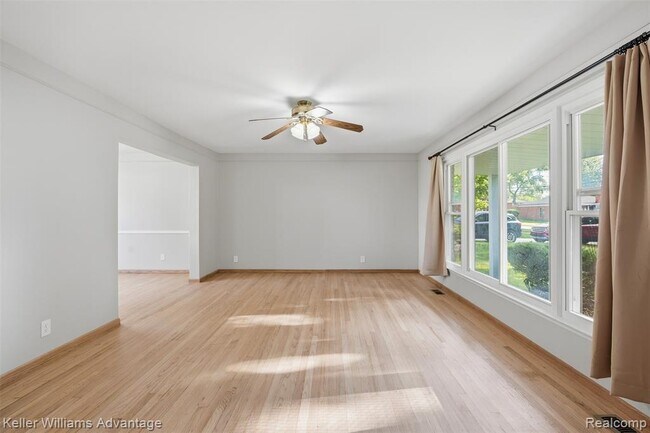 Foto del edificio - 27955 Berkshire Dr