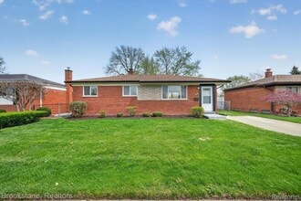 Building Photo - 30428 Iroquois Dr