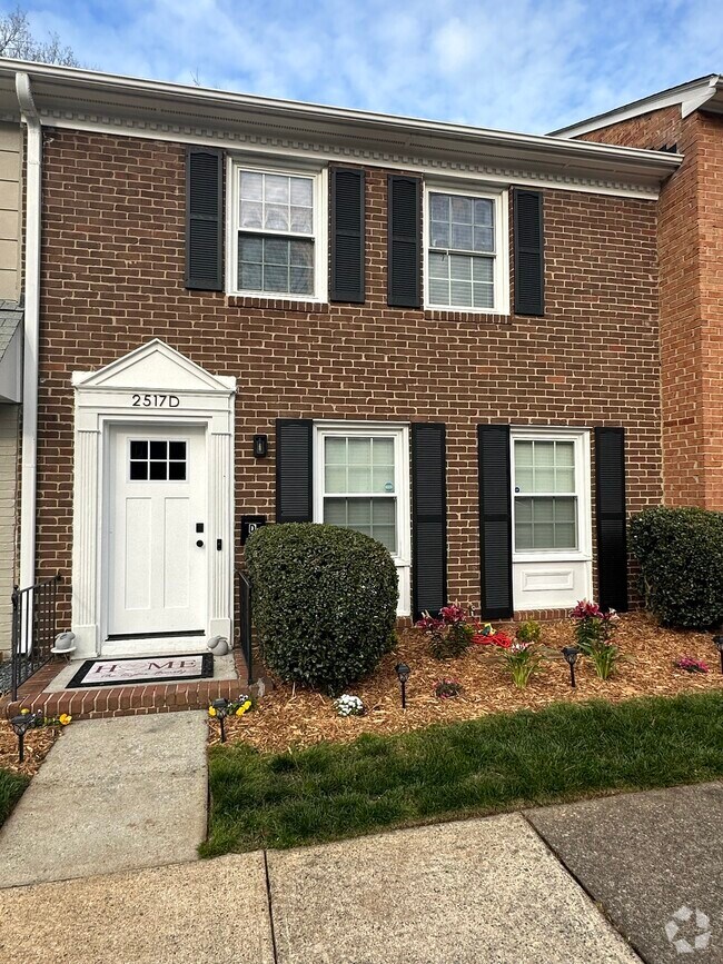 Triangle Houses for Rent with a Swimming Pool Greensboro, NC