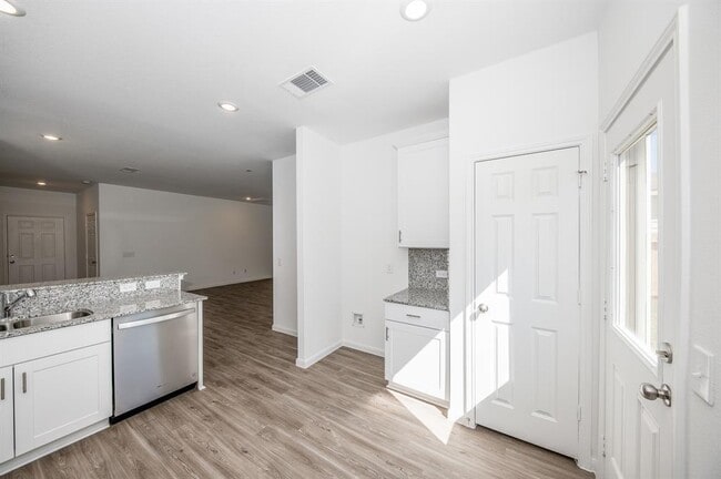 Building Photo - 6802 Hobby Wind Ridge Dr