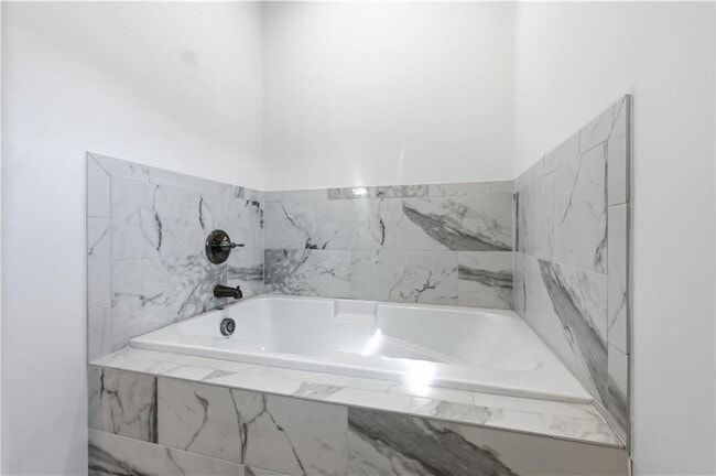 Building Photo - 85 Allie Lp