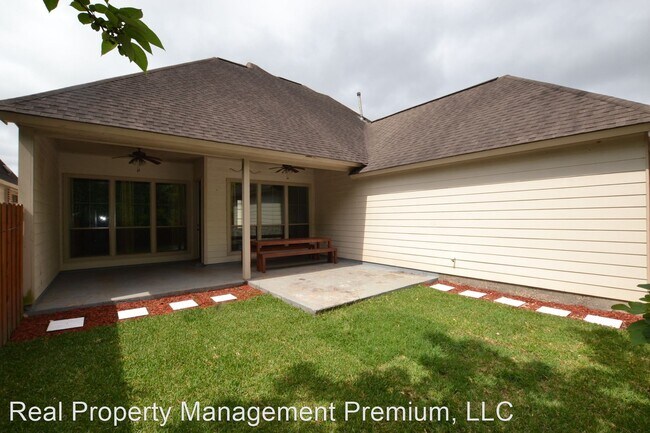 Foto del edificio - 3 br, 2 bath House - 8089 Valencia Ct