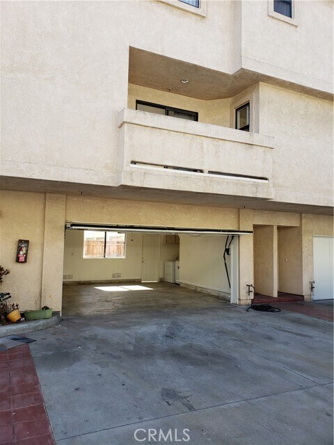 Building Photo - 7882 Holt Drive