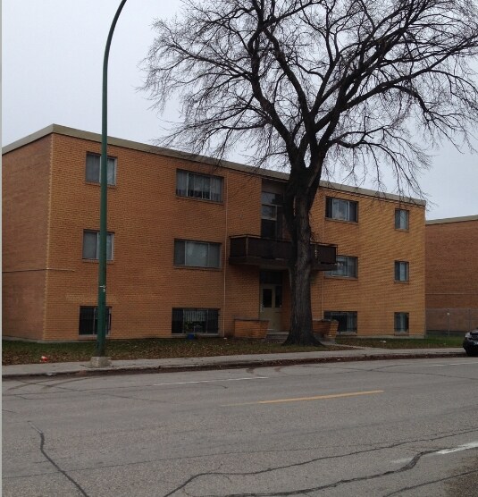 Building Photo - 490-500 Talbot Ave