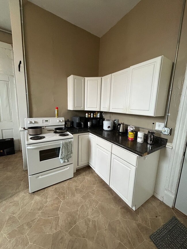 Photo - G&amp;C Investments, LLC (G&amp;C) Apartment