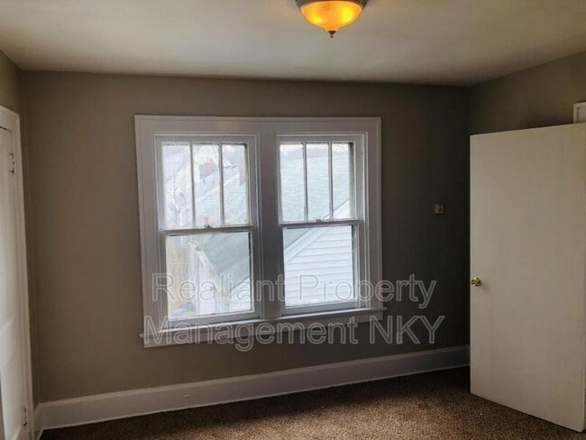 Building Photo - 113 E 30th St