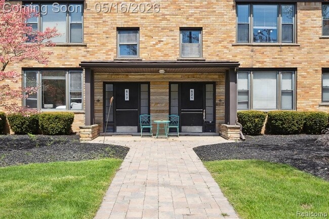 Foto del edificio - 617 E Lincoln Ave