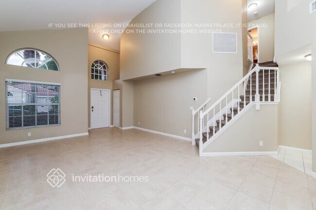 Foto del edificio - 10254 Serene Meadow Dr N