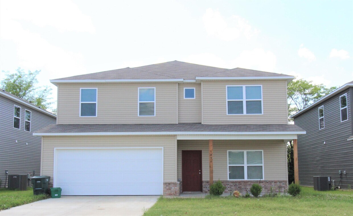 5094 W Claxton Cir, Fayetteville, AR 72704 House Rental in
